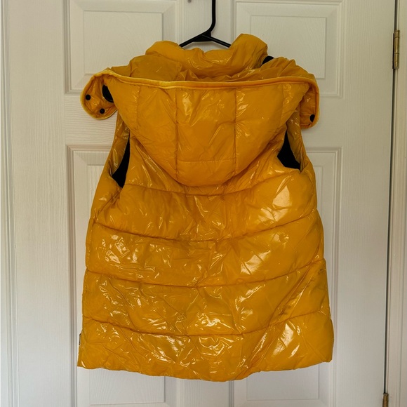 Calvin Klein puffer - Picture 5 of 5